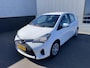 Toyota Yaris 1.0 VVT-i Comfort Nette auto, boekjes compleet, centrale deurvergrendeling, airco, buitenspiegels elektrisch verstelbaar, start/stop systeem