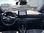 Toyota Yaris Cross 1.5 Hybrid Adventure Trekhaak, Dodehoekdetectie, HUD, PDC, Stuurwiel & Stoelverwarming, JBL, Navigatie, NL-auto