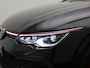 Volkswagen Golf 2.0 TSI GTI | 245 PK | Black Pack | Panorama-schuif-/kanteldak | Head-up display | Digital Display | Keyless | Diefstalalarm | Led- Mistlampen | Achteruitrijcamera | Adaptief Onderstelregel (Sport) | 19' Inch Estrolo Velgen (Zwart) |