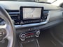 Kia Stonic 1.0 T-GDi MHEV DynamicPlusLine Nederlandse auto met álle boekjes compleet, parkeersensoren, achteruitrij camera, keyless, navigatie, Apple CarPlay/Android Auto