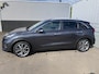 Kia Niro Hybrid 1.6 GDi Style Edition Navigatie, Apple CarPlay/Android Auto, JBL, parkeersensoren v&a, achteruitrij camera, keyless, dodehoek detectie, Nieuw geleverd en dealeronderhouden