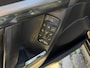 Opel Vectra Wagon 2.2-16V Cosmo