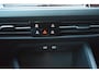 Volkswagen Golf 1.5 eTSI 150PK R-Line PANORAMADAK / HARMAN-KARDON / CAMERA / SFEERVERLICHTING / TREKHAAK / IQ-LIGHT