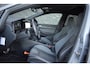 Volkswagen Golf 1.5 eTSI 150PK R-Line PANORAMADAK / HARMAN-KARDON / CAMERA / SFEERVERLICHTING / TREKHAAK / IQ-LIGHT