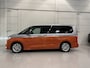 Volkswagen Multivan 1.4 eHybrid L2 Energetic 7p. PANO/HEAD-UP/TREKHAAK/CAMERA/SFEER/CARPLAY/IQ-LIGHT/KEYLESS/ACC/ADAPTIVE-ONDERSTEL/18"/PRIVACY/TWO-TONE ORANGE-SILVER/VOLLEDIG VW DEALER HISTORIE