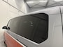Volkswagen Multivan 1.4 eHybrid L2 Energetic 7p. PANO/HEAD-UP/TREKHAAK/CAMERA/SFEER/CARPLAY/IQ-LIGHT/KEYLESS/ACC/ADAPTIVE-ONDERSTEL/18"/PRIVACY/TWO-TONE ORANGE-SILVER/VOLLEDIG VW DEALER HISTORIE