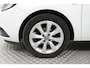 Opel Corsa 1.4 Favourite | airco | navigatie | pdc achter | carplay | cruise control | bluetooth telefoon