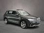 Volkswagen Tiguan R-Line 1.5 TSI 150pk DSG Automaat Trekhaak, Panoramadak, Adaptive cruise control, Achteruitrijcamera, Navigatie, Elektrische achterklep