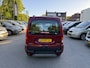Renault Kangoo 1.6-16V Rolstoelauto - Automaat - Airco - Bodemverlaging - Knielsysteem - Dealer Onderhouden - Zeer mooi !