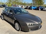 Alfa Romeo 159 Sportwagon 1.8 MPI Distinctive - VOL OPTIE - RIJDT & SCHAKELT GOED!