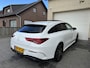 Mercedes-Benz CLA Shooting Brake 180 AMG Aut Panoramadak Camera Navi Carplay SportLeder Nightpakket Led 18" Pdc