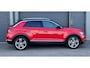 Volkswagen T-Roc 1.5 TSI 4 Cil 150pk Sport Business R | Automaat | Trekhaak | Adpt. Cruise | 2019 | Dealeronderhouden |