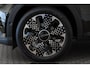 Fiat 600 600e La Prima 54 kWh | Camera | Navigatie | Keyless Entry & Start | Climate Controle | Stoelverwarming | Verwarmd voorraam |