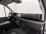 Volkswagen Crafter 2.0TDI 177PK Automaat L3H2 Highline | Trekhaak 3000Kg | Airco | Navigatie | Camera | Multimedia | Betimmering