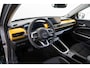 Jeep Avenger 1st Edition 54 kWh | Camera | Elektrische Achterklep | Navigatie | Apple Carplay & Android Auto | Keyless Entry & Start | | 8 Jaar Garantie | 281 PK | Design Pack | Tech Pack | Winter Pack | Gaming Pack | Verwarmde Stoelen |