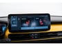 Jeep Avenger 1st Edition 54 kWh | Camera | Elektrische Achterklep | Navigatie | Apple Carplay & Android Auto | Keyless Entry & Start | | 8 Jaar Garantie | 281 PK | Design Pack | Tech Pack | Winter Pack | Gaming Pack | Verwarmde Stoelen |