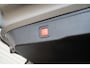 Jeep Avenger 1st Edition 54 kWh | Camera | Elektrische Achterklep | Navigatie | Apple Carplay & Android Auto | Keyless Entry & Start | | 8 Jaar Garantie | 281 PK | Design Pack | Tech Pack | Winter Pack | Gaming Pack | Verwarmde Stoelen |