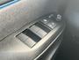 Toyota Yaris 1.5 Hybrid 130 Launch Edition HUD Parkeer en Dodehoek Sensoren Stoel Stuur Verwarming