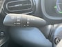 Toyota Yaris 1.5 Hybrid 130 Launch Edition HUD Parkeer en Dodehoek Sensoren Stoel Stuur Verwarming
