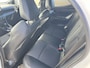 Toyota Yaris 1.5 Hybrid 130 Launch Edition HUD Parkeer en Dodehoek Sensoren Stoel Stuur Verwarming