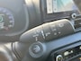 Toyota Yaris 1.5 Hybrid 130 Launch Edition HUD Parkeer en Dodehoek Sensoren Stoel Stuur Verwarming