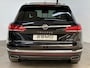 Volkswagen Touareg 3.0 TSi eHybrid 4MOTION Panoramadak Trekhaak Luchtvering ACC