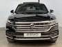 Volkswagen Touareg 3.0 TSi eHybrid 4MOTION Panoramadak Trekhaak Luchtvering ACC