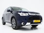 Mitsubishi Outlander 2.0 Instyle 4WD 7P | Schuifdak | Trekhaak | Leder | Camera | Keyless | Cruise | Stoelverwarming