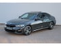 BMW 3-Serie 330i High Executive/M-Sport/Dravit/Schuifdak/Harman