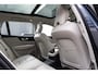 Volvo V60 2.0 T6 Plug-in Hybrid AWD Ultimate Bright | PHEV Long Range | Trekhaak | Head-up Display | Harman/Kardon Audio | Panorama dak | 360 Graden Camera | BLIS | Cruise Control Adaptief | Elektrische Achterklep | Keyless Entry | Apple Carplay | Android Auto