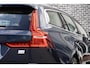 Volvo V60 2.0 T6 Plug-in Hybrid AWD Ultimate Bright | PHEV Long Range | Trekhaak | Head-up Display | Harman/Kardon Audio | Panorama dak | 360 Graden Camera | BLIS | Cruise Control Adaptief | Elektrische Achterklep | Keyless Entry | Apple Carplay | Android Auto