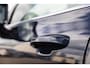 Volvo V60 2.0 T6 Plug-in Hybrid AWD Ultimate Bright | PHEV Long Range | Trekhaak | Head-up Display | Harman/Kardon Audio | Panorama dak | 360 Graden Camera | BLIS | Cruise Control Adaptief | Elektrische Achterklep | Keyless Entry | Apple Carplay | Android Auto