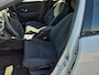 Renault Megane Trekhaak | Panoramadak | Parkeersensoren voor + Achter | Climate control | Full map navigatie | Bluetooth Carkit |