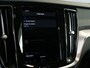 Volvo V60 2.0 B3 Core - Occasion Lease vanaf €664 p/m - Verwarmde voorruit / (achter)stoelen & stuur - Camera - getinte ramen achter