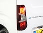 Peugeot e-Partner Asphalt L1 50 kWh 136PK | NIEUW!! | AUTOMAAT | AppleCarPlay/AndroidAuto | Armsteun | Stoel/Stuurverwarming | Camera | Climate Control | Cruise Control | Parkeersensoren |
