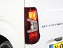 Peugeot e-Partner Asphalt L1 50 kWh 136PK | NIEUW!! | AUTOMAAT | AppleCarPlay/AndroidAuto | Armsteun | Camera | Climate Control | Cruise Control | Parkeersensoren |