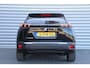 Peugeot e-2008 EV 136PK ALLURE PACK AUTOMAAT / NAVI / LEDER / CLIMA / LED / PDC / 17" LMV / CAMERA / KEYLESS / WINTERPAKKET / BLUETOOTH / CRUISECONTROL / 1E EIGENAAR / NIEUWSTAAT !!