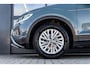Volkswagen T-Roc 1.0 TSI 110pk Life | Navigatie | All Season Banden | Volautomatische Airconditioning