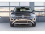 Volkswagen T-Roc 1.5 TSI 150pk Style | Beats Audio | Trekhaak | Electrische Achterklep