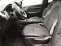 Renault Captur E-Tech full hybrid 145 Techno | Easy Link Navigatiesysteem met Apple CarPlay & Android Auto | Parkeersensoren v+a met achteruitrijcamera | Climate Control | Two-tone metaalkleur | Trekhaak |