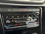 Volkswagen T-Roc 1.5 TSI 150pk DSG R-Line | Camera | Keyless | Elek. Achterklep | Dode hoek | Rijklaar incl. 1 jaar Bovag garantie