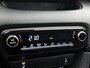 Toyota Yaris 1.5 Hybrid 115 First Edition + | BTW voertuig | Dodehoek detectie | Stoel+Stuurverwarming | Parkeersensoren voor+achter | Apple CarPlay/Android Auto | Cruise Control Adaptive | Achteruitrijcamera |