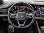 Volkswagen Touareg 3.0 TSi 462pk DSG eHybrid 4MOTION R · SOH 96.9% · Panoramadak · 360 Camera · Luchtvering · Wegklapbare Trekhaak · Stoelventilatie · Elek. Voorstoelen · 21'' Inch ·