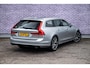 Volvo V90 2.0 T4 Momentum | Trekhaak | Adaptieve Cruise Control | Leer | Scandinavian Line | Standkachel | BLIS | Keyless | CarPlay |