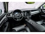 Volvo V90 2.0 T4 Momentum | Trekhaak | Adaptieve Cruise Control | Leer | Scandinavian Line | Standkachel | BLIS | Keyless | CarPlay |