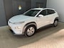 Hyundai Kona Electric EV Fashion 39 kWh | Krell Audio | Stoel+Stuurverwarming | Camera | Getint Glas | 17 Inch