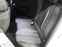 Peugeot 2008 1.2 Hybrid 145PK Allure | 1ste eigenaar | AppleCarPlay/AndroidAuto | Climate Control | Adaptief Cruise Control | 360'Camera | Keyless | FULL LED | Navigatie | LMV | Parkeersensoren | Privacy Glass | Isofix |