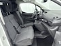 Peugeot Partner 1.5 100 pk HDI Premium | Trekhaak | Imperiaal | 3-zits | Opbergkast | Houtenvloer | Carplay | Airco | Cruise Control