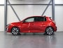 Peugeot 208 Hybrid 100PK e-DCS6 Allure | 1ste eigenaar | AppleCarplay/AndroidAuto | AUTOMAAT | Parkeersensoren | FULL LED | Navigatie | Lederen Stuurwiel | Climate Control | Cruise Control | 16" LMV | Isofix | Privacy Glass |