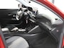 Peugeot 208 Hybrid 100PK e-DCS6 Allure | 1ste eigenaar | AppleCarplay/AndroidAuto | AUTOMAAT | Parkeersensoren | FULL LED | Navigatie | Lederen Stuurwiel | Climate Control | Cruise Control | 16" LMV | Isofix | Privacy Glass |